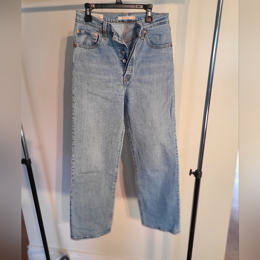 Levi's ribcage high buttonfly sz26